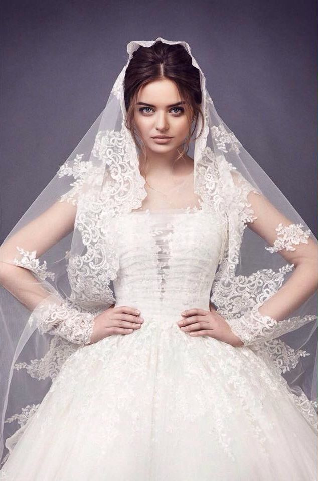 Ea este Lady Chișinău 2015. A fost aleasă cea mai frumoasă tânără din capitală