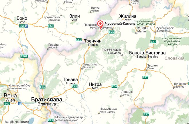 В небе над Словакией столкнулись два самолета