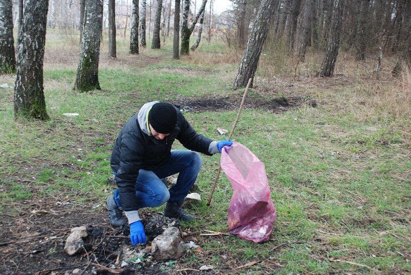 Команда «Нашей Партии» провела масштабный субботник по всей стране