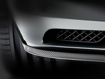 Mercedes показал фрагменты новой AMG-модели
