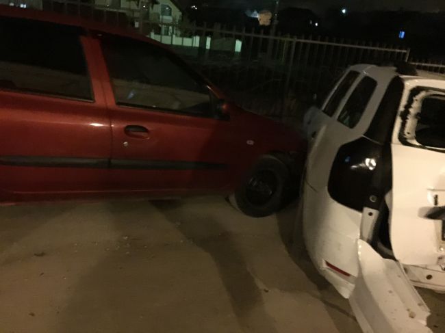 A intrat cu Lexus-ul in 5 masini parcate pe o strada din Durlesti