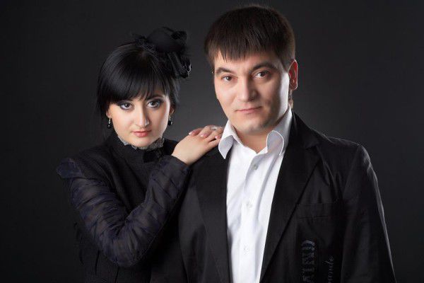 5 bărbați de la noi care s-au căsătorit cu femei mai în vârstă