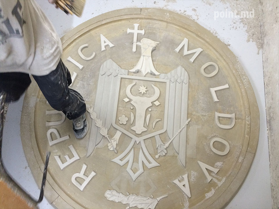 În cinstea "bănuțului" în Chișinău a fost instalat un monument