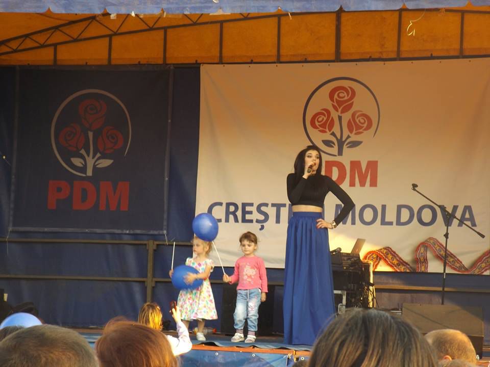 Pentru ce partide cântă interpreții din Moldova