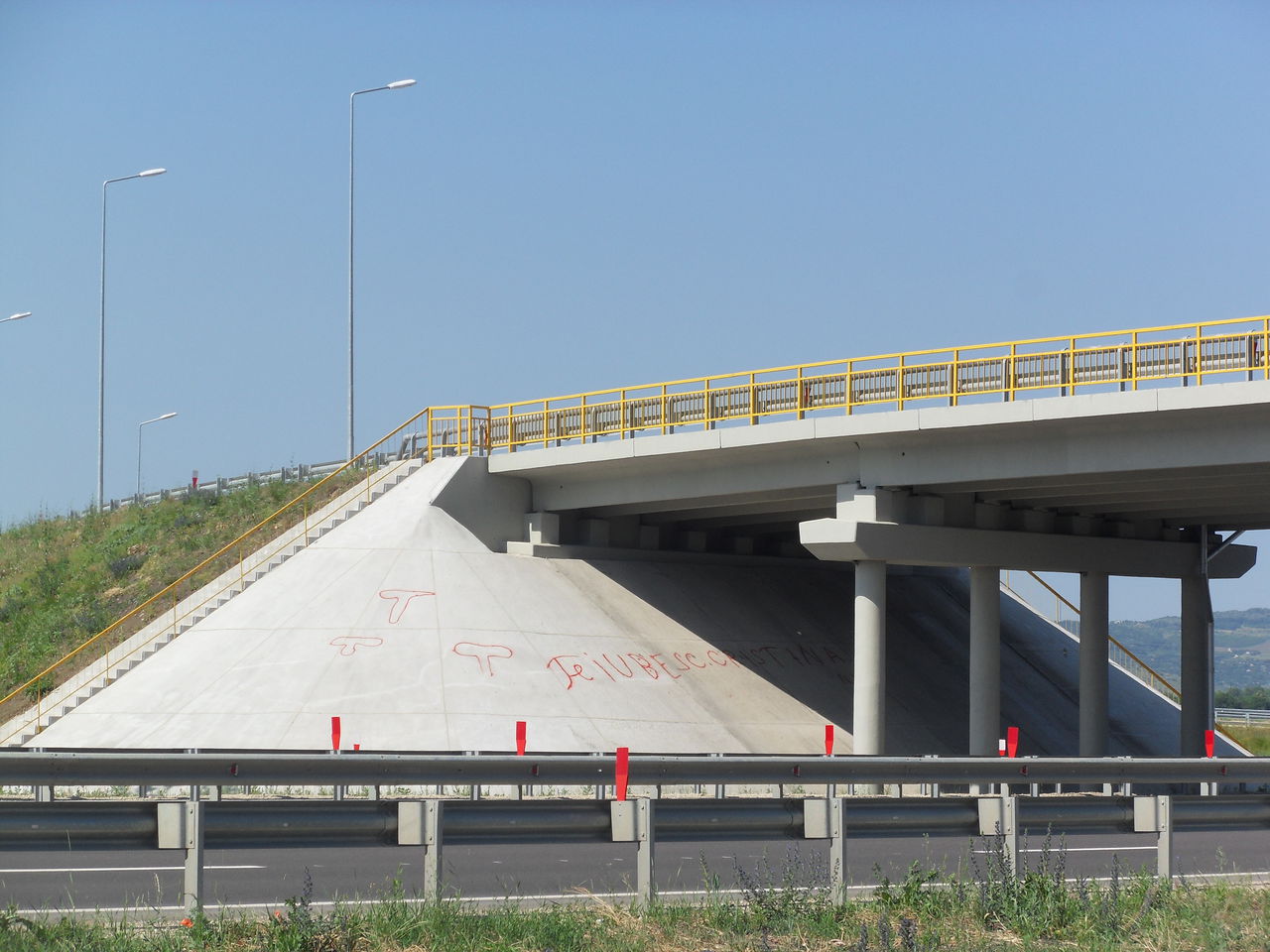 Vandalizările și furturile de pe traseul Sărăteni-Soroca s-au întețit