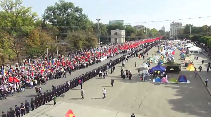 В Кишиневе прошел большой антиправительственный митинг