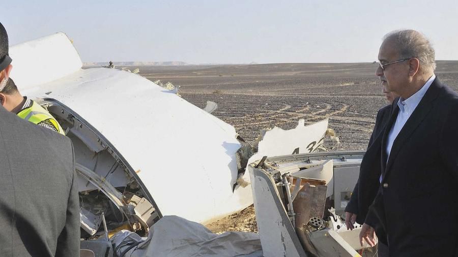 Появились кадры с места катастрофы Airbus A321