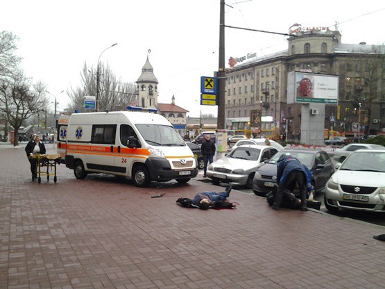 В Николаеве средь бела дня застрелился мужчина
