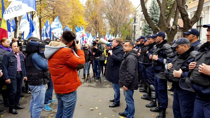 Многотысячный митинг «Нашей Партии»: «Долой Тимофти!»