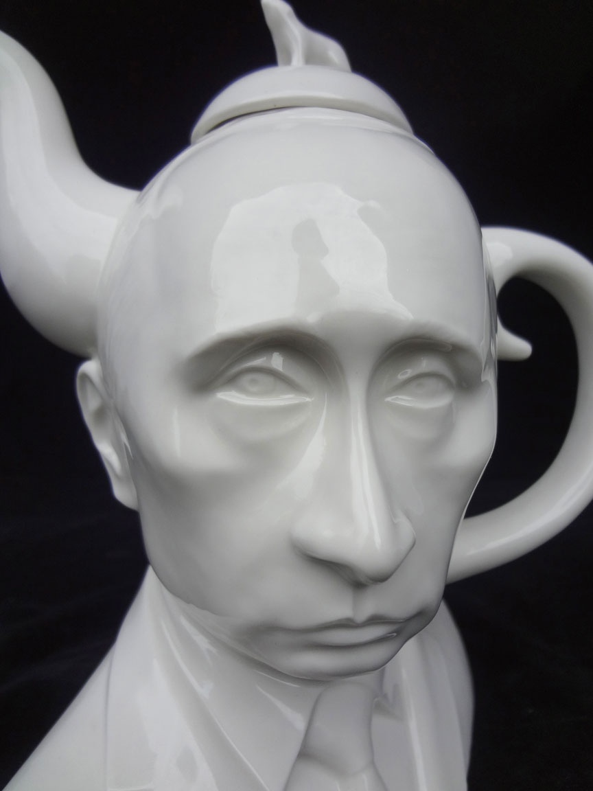 Американцы выпустили чайник-Путин в напоминание о Pussy Riot