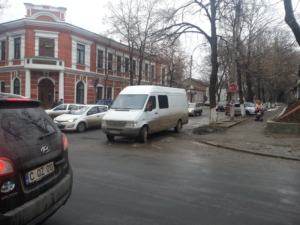 Unde şi-a parcat maşina un şofer din Chişinău