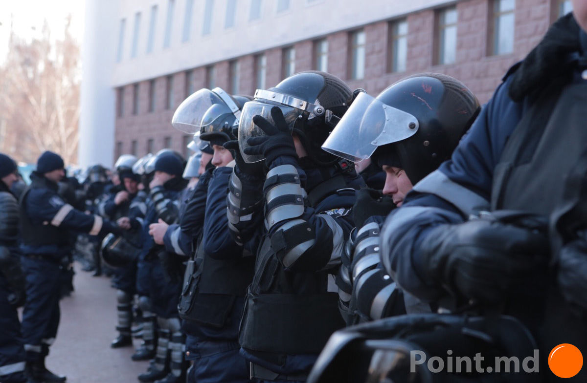 В четверг в Кишиневе продолжаются протесты против назначения правительства