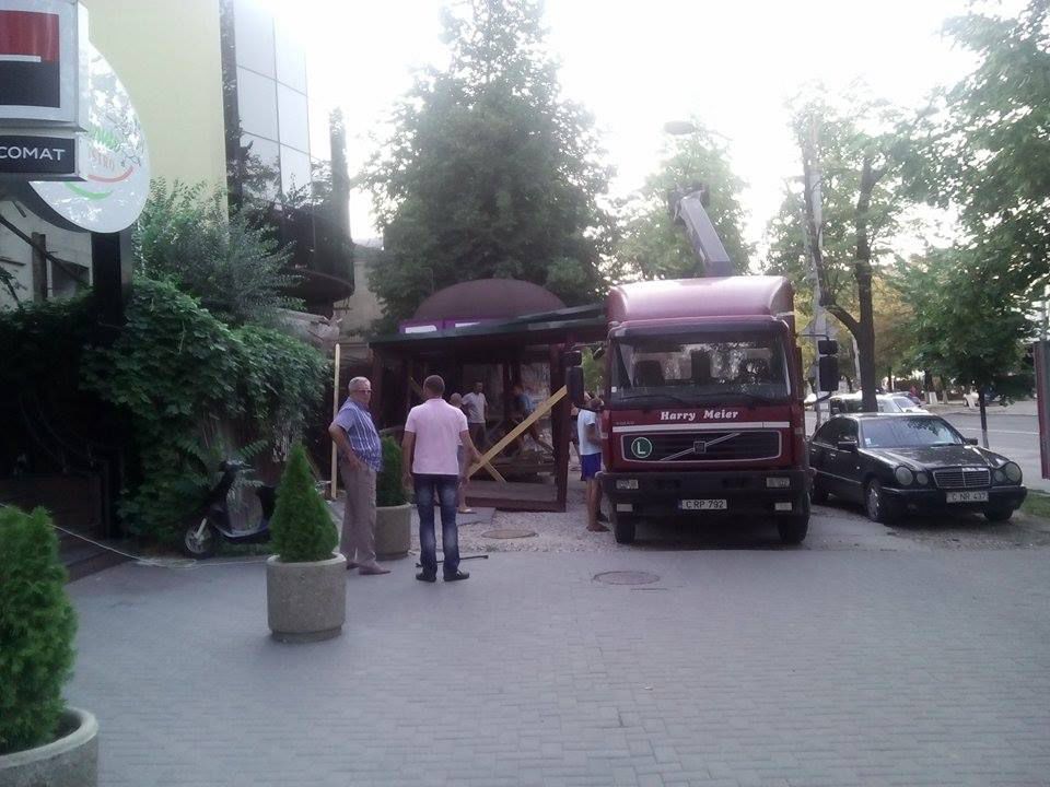 Terasa „minune” din centrul Capitalei își schimbă locația