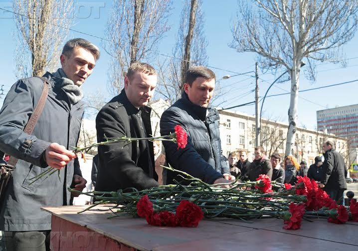 В Кишиневе почтили память погибших в авиакатастрофе в Ростове-на-Дону
