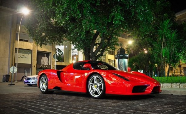 Американец готов обменять остров в Атлантическом океане на Ferrari