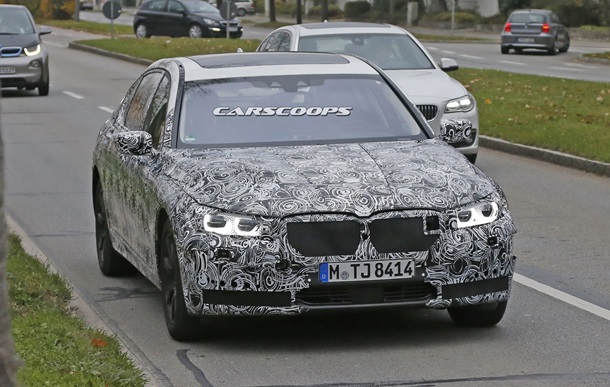 В Интернете появились первые шпионские фото нового BMW 7 серии