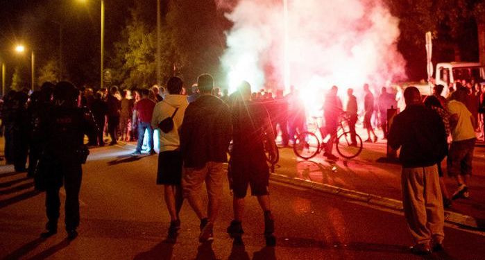 Меркель: Беспорядки в Хайденау - стыд и позор
