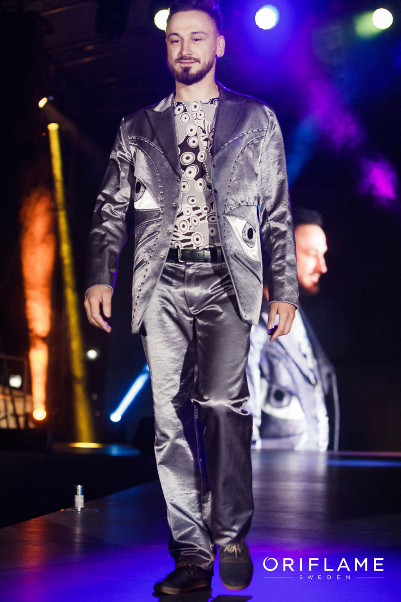 Компания Oriflame организовала первое fashion-show под открытым небом Wonder fashion night