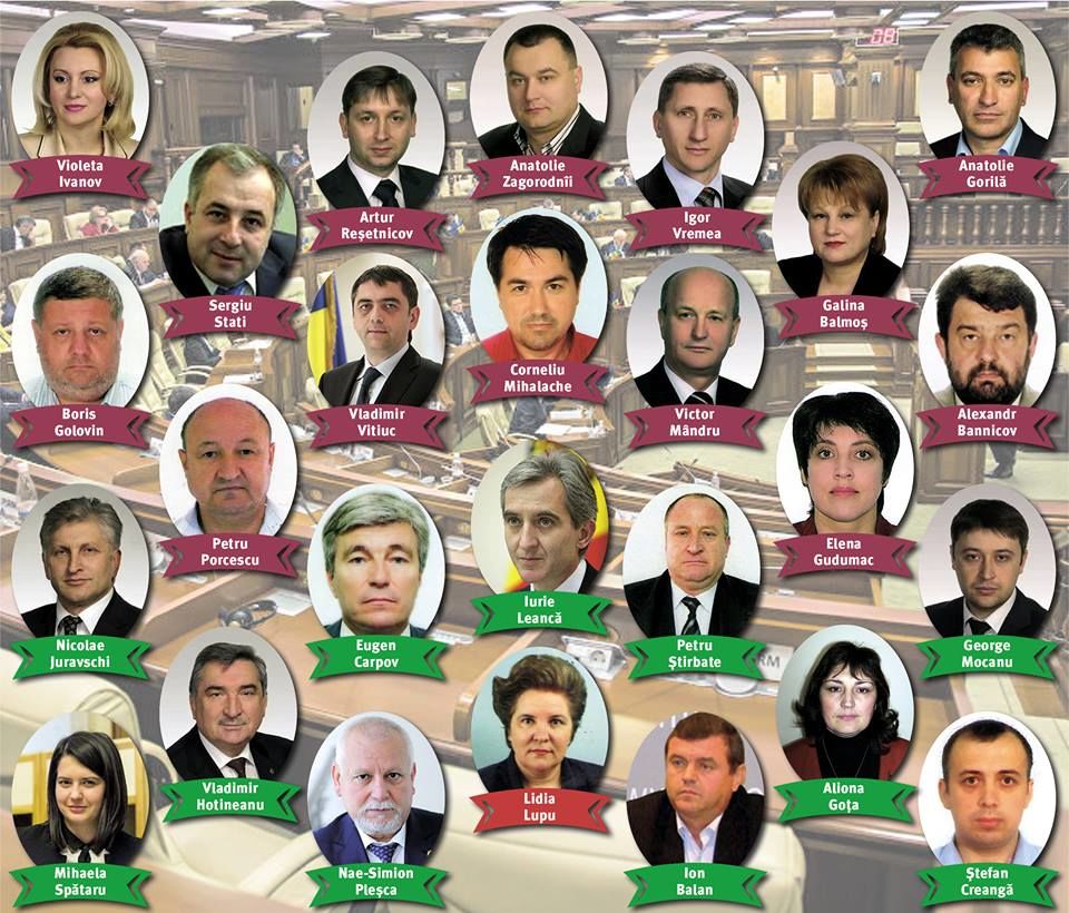 Poza de album a „parlamentarilor trădători”