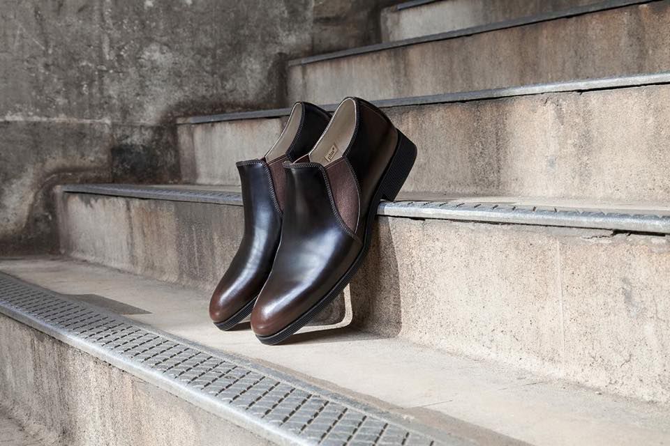 Mid season la Clarks: Pana la -40% de la cunoscutul brand britanic