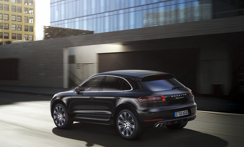 Компания Porsche представила кроссовер Macan