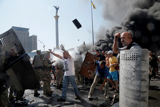 Фотоистория Евромайдана. Самые знаковые кадры