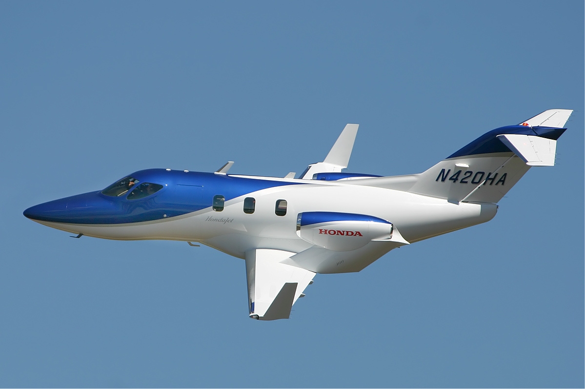 Honda провела испытания своего первого самолета Hondajet