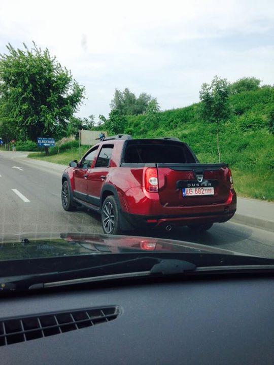 Noul model Dacia, surprins pe străzile României