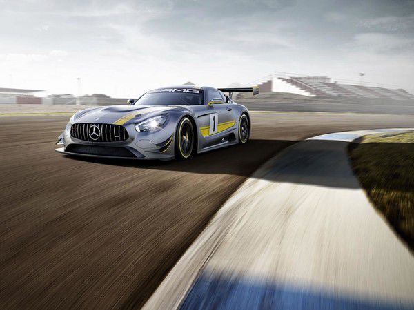 Самый «крутой» гоночный Mercedes получил старый мотор
