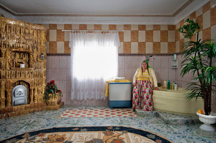 Итальянский фотограф побывал у молдавских цыган