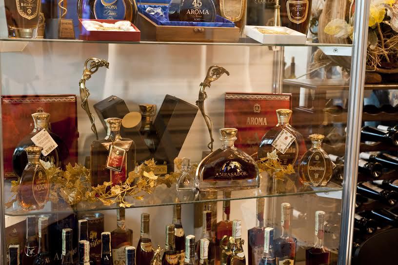 Золото XXV Международного конкурса вин 2016 года в Молдове у дивинов " Арома".