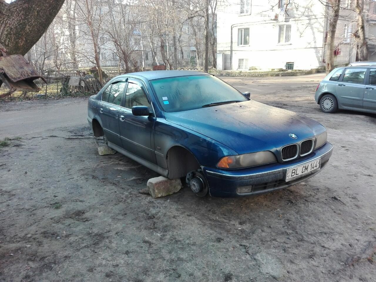 Ghinionul i-a bătut la ușă. Cum și-a găsit mașina un bărbat din Capitală