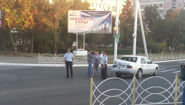 На въезде в Бендеры произошло ДТП с участием автобуса