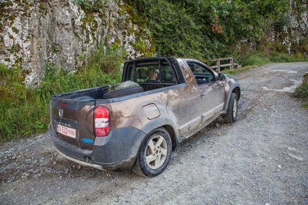 Dacia Duster превратили в пикап