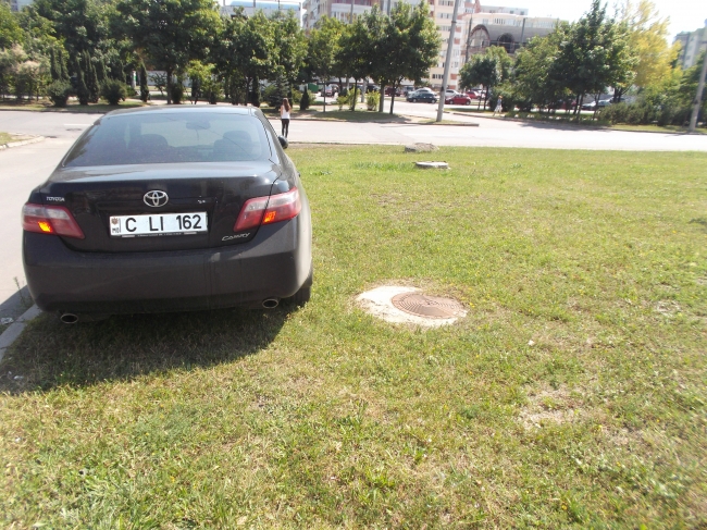 Cum si-a parcat masina Dorin Chirtoaca