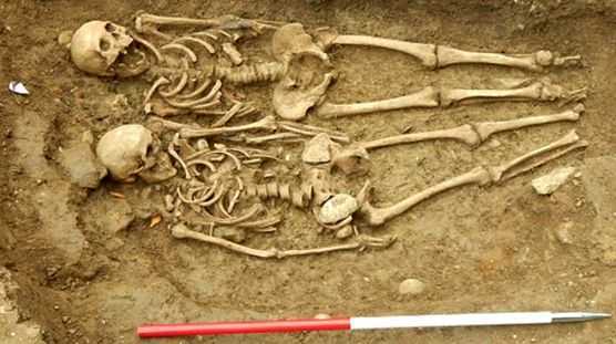 Обнаружена пара, не расстававшаяся на протяжении 700 лет