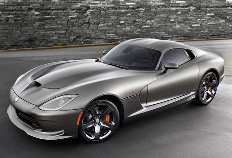 SRT выпустит 50 «анодированных» суперкаров Viper