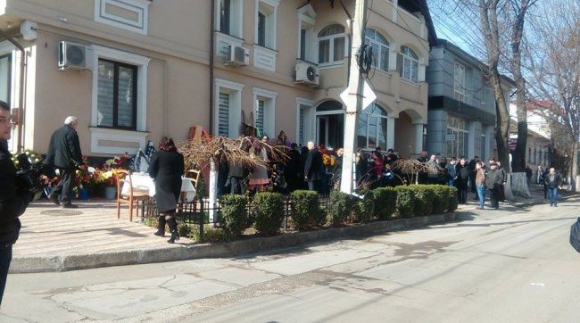 Сына депутата Нае-Симиона Плешки провожают в последний путь