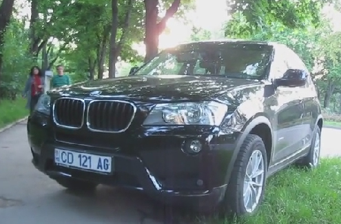 В Кишинёве прохожий заставил автохама перепарковать своё авто
