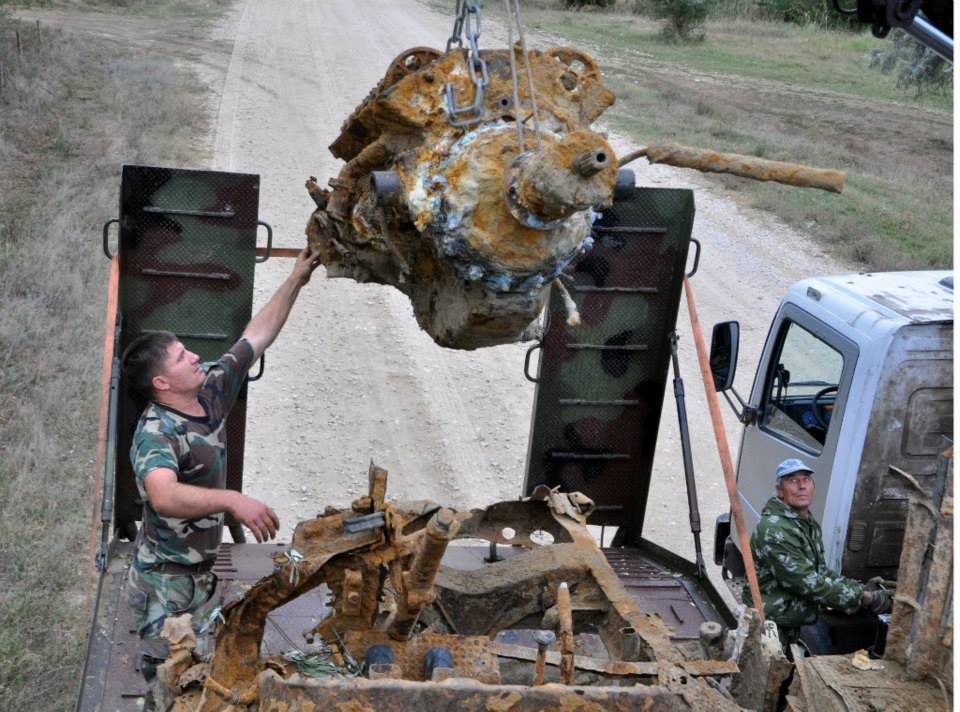 Найденный в Молдове немецкий БТР передан Музею военной истории