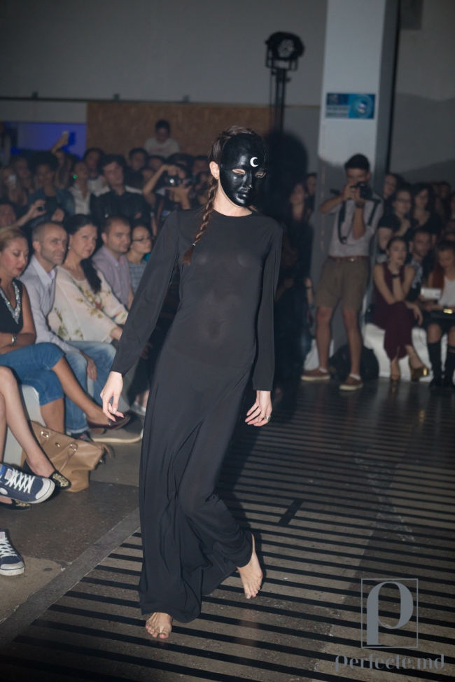 (+18) Anti Fashion Show, cu final socant!