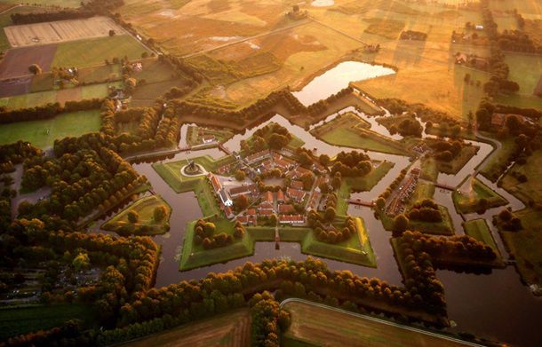 Фотогрaф обнародовал нелегальный архив аэрофотоснимков