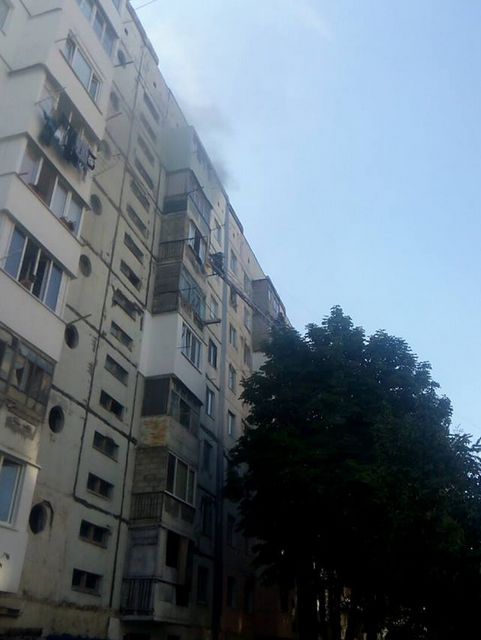 Пожар в секторе Чеканы, с огнем борются два спецрасчета