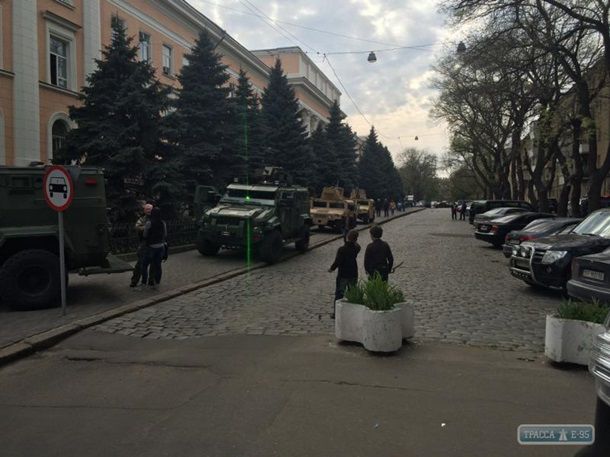 Напряженный Первомай: в Одессу стягивают Альфу и военную технику