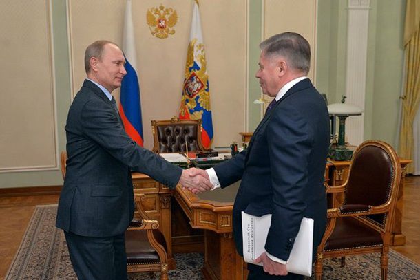 Кремль показал сегодняшние фотографии Путина