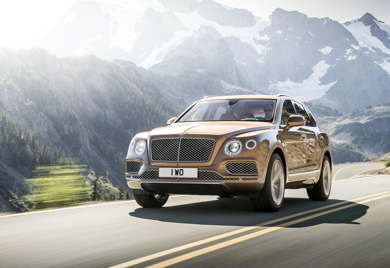 Два человека из Молдовы собираются купить люксовую автоновинку Bentley Bentayga