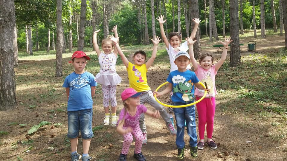 Открыт детский лагерь "Уроки выживания: от джунглей до мегаполиса" в детской академии SmartStart