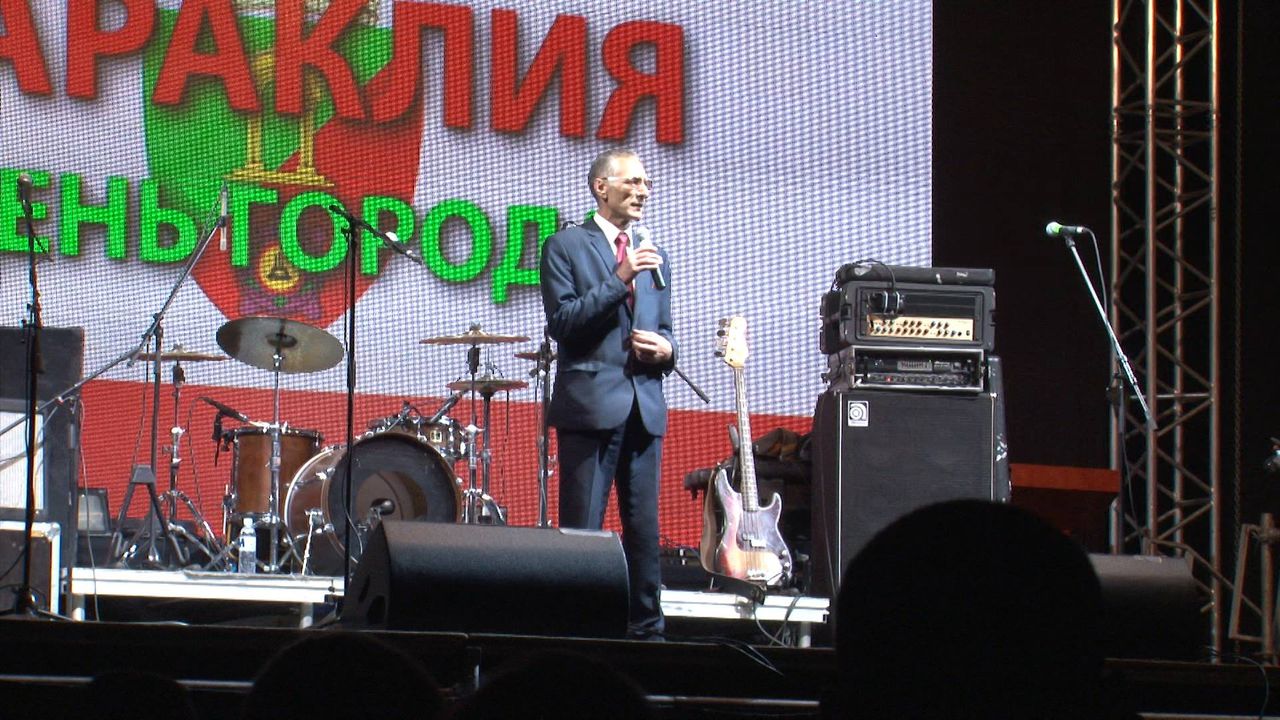 Ренато Усатый приехал в Тараклию, чтобы поздравить ее жителей с храмом города