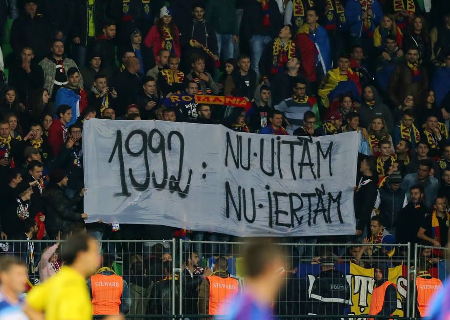 Moldova, sancţionată de UEFA pentru comportamentul fanilor la meciul cu Rusia