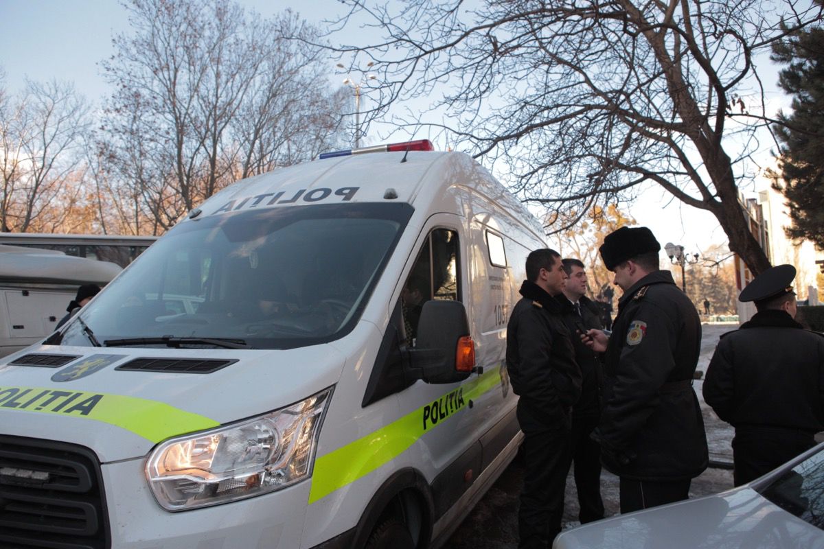 В Кишиневе митинговали за и против назначения кандидата в премьеры